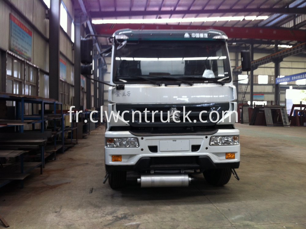 gasoline transport tank truck 2